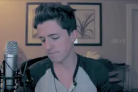 除了YouTube点击率破22亿的歌，他还能把电音唱成这样图片