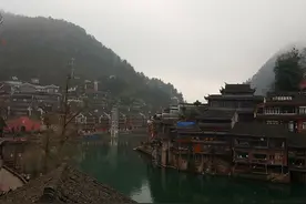 如果《甜蜜蜜》发生在这座在小城，张曼玉和黎明恐怕早就结婚了！图片