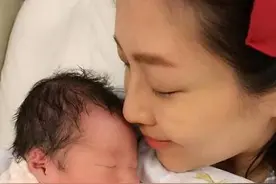 TVB花旦陈敏之产子 晒和爱子合影气色不错图片