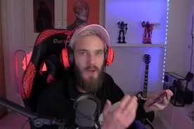 第一油管主pewdiepie 执着于给华为打广告视频封面