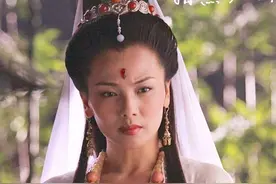 为何很多人认为妈祖就是观音？她穿着和观音一样，手握净瓶杨柳！图片