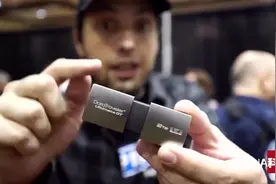 全球最大容量U盘，容量达到2TB！把全世界拷进去的节奏视频封面