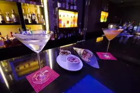 带妹纸去酒吧，如何点酒装X | 情人节特辑图片