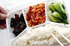 动车上的东西为什么那么贵，猫腻大的很图片