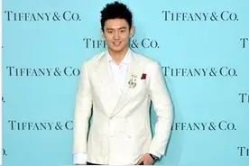 他是游泳冠军，家世显赫力压鹿晗吴亦凡，为何​死活不入娱乐圈？图片