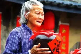 舌尖上的中国：客家娘酒，传统酿造，味稥酒甜..。图片