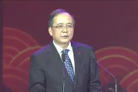 北京大学校长发表新年献词 祝全球北大人新年快乐视频封面