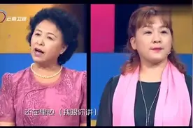 姐姐骂弟媳不正经，上台就要扇耳光，弟媳：你今天扇我试试？视频封面