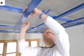实拍德国装修工的吊顶施工过程，看完就明白人家为什么从来不坏视频封面