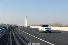 航拍直击：阜城东三环大桥正式通车图片