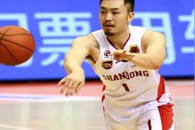 山东男篮睢冉因遗传性高血压退役 丁彦雨航：你是我最爱的兄弟视频封面