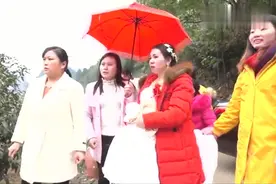 贵州黔南农村一姑娘怀着身孕，哭着出嫁时，谁配的这歌曲好感人视频封面