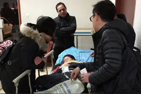资阳7岁女童后脑勺被马踢个坑 养马人：我无责图片