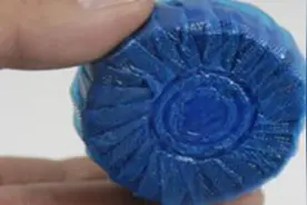 蓝色洁厕块，竟有强致癌性视频封面