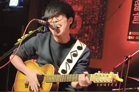 卢广仲编幻想曲 假装猫奴有女友图片
