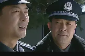 书记搞形象工程下派筹款任务给公安局，局里没钱捐出门口镇邪石狮视频封面