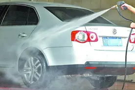 春节洗车记得预约或可免费自助 有的提前休业有的涨价图片
