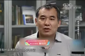 家长们注意了！充气城堡暗藏危险，这些安全隐患要知道！视频封面