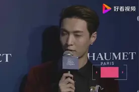 张艺兴首登《GQ》封面，演绎痞帅型男，网友竟然爱惨他的抬头纹？视频封面