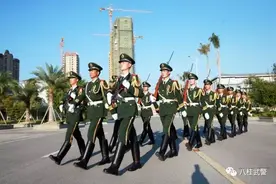 揭秘｜纠察兵的一天 除了帅气还有……图片