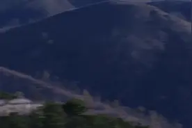 老康熙去狩猎，竟然要带上所有官员，包括病人，不知何意视频封面
