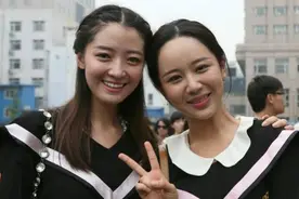 杨紫北电大学舍友曝光都是高颜值 还爆料她穿破袜子脏衣服丢一地视频封面