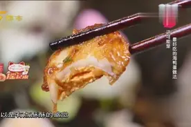 这可能是最好吃的海鸭蛋做法！煎过之后搭配上它一口一个超过瘾视频封面