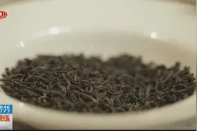 如何自制烟熏鸡？教你轻松学会这道“年味浓浓”的菜！视频封面