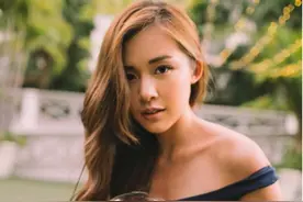 新加坡国立大学女生晒照 网友赞“不折不扣美女学霸”图片