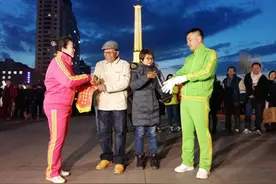佳木斯快乐舞步引来海外宾客图片