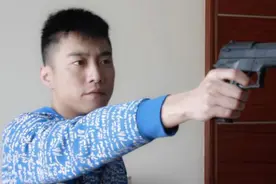广西古惑仔黑吃黑，结果笑死一街人！视频封面