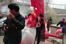 河南农村婚礼，拜床、挑犁铧、吹唢呐，这些婚礼习俗你见过吗？视频封面