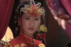 新婚夜新郎竟然和新娘玩起了捉迷藏，新娘得知真相后欲哭无泪视频封面