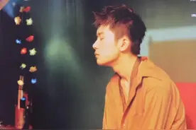 锁骨、 脚踝、 腿毛，全身的苏点呐#易烊千玺易烊千玺易烊千玺易烊千玺易烊千玺易烊千玺视频封面
