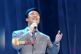小哥费玉清不但段子说得好，赞美女孩的歌《水汪汪》唱得也好听
