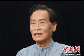 书生章以武：瞄准时代节骨眼 记录岭南流行风图片