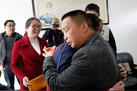 晋江：女孩被拐14年认亲 亲人盼清明回家祭祖图片