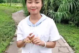 刘恺威被伤的多深啊，为杨幂献唱《说散就散》，情到深处都快哭了视频封面