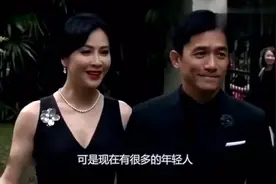 他坚持丁克10年，美女妻子却意外怀孕，今成“晒娃狂魔”视频封面