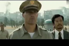 日本战败，美军上校要进皇宫检查，结果受到天皇卫队的阻拦视频封面