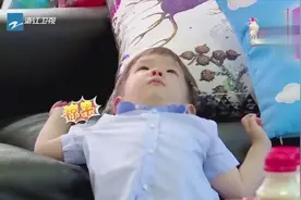 霍思燕戏瘾发作，假装要生小妹妹，还起名叫哎呦喂，嗯哼一脸懵视频封面
