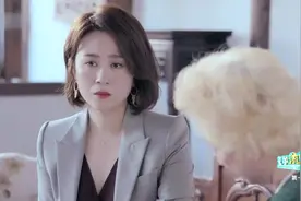马丽妈妈真是被爸爸伤透了心，等马丽结婚了，爸爸白捡闺女视频封面