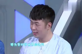 韩国最红女歌手现场演唱《小幸运》，陈伟霆都惊住了，全场惊艳！视频封面