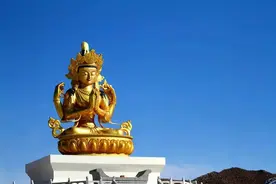 呼和浩特还有这么美的地方？春节假期，祈福、游玩、赏冰景全有了，跟我走吧图片