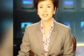央视主持人徐俐儿子近照曝光，原来老公是他，儿子长相很秀气视频封面