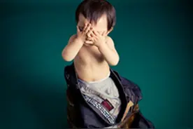 熊孩子吞了口香糖 肿么办图片