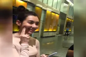 泰国人气女星Bella的日常生活随拍：活泼可爱 平易近人！视频封面
