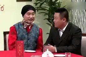 宋晓峰陪着小舅去相亲，不料女方没有看上小舅，却看上了宋晓峰！视频封面