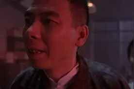 鳄鱼帮老大冯小刚太嚣张了：还有王法吗？还有法律吗？还有谁？视频封面