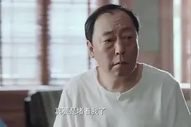 靳东和倪大红这父子俩简直一对活宝，互相拌嘴太逗了视频封面